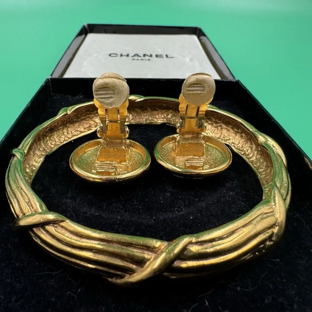 Vintage Chanel Paris Gold Tone Bangle Bracelet & Clip Earrings Set Original Box